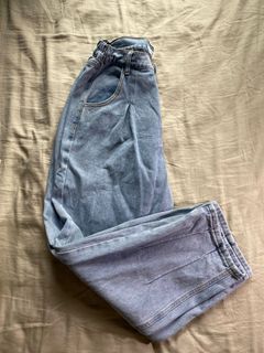 (Category: ) located in . Submitted by fattybummm (Listing ID 1046780668, Image 1). Description: .