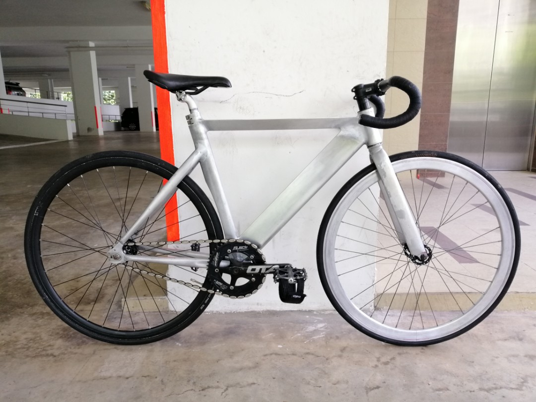 Throne fixed 2025 gear bike