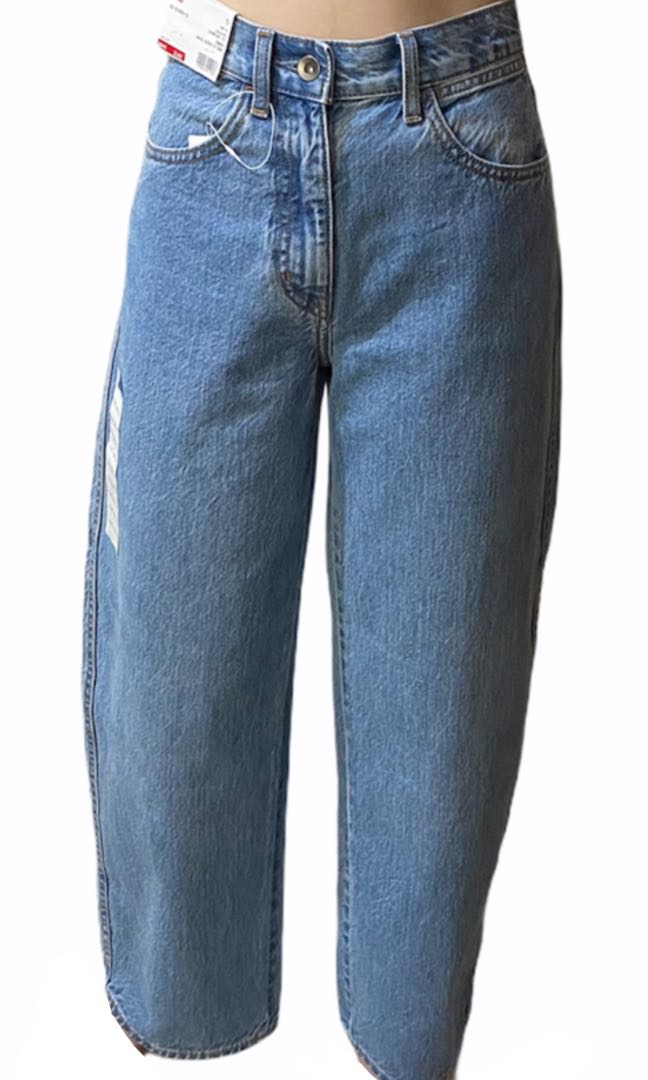 uniqlo curved jeans