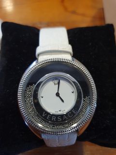 (Category: ) located in . Submitted by watchgem (Listing ID 1046790850, Image 1). Description: .
