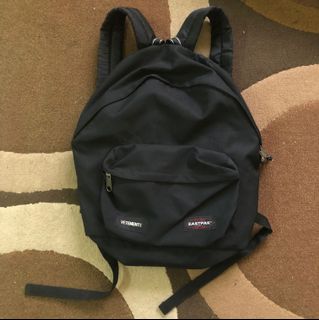 (Category: ) located in . Submitted by boxwave (Listing ID 1046909056, Image 1). Description: .