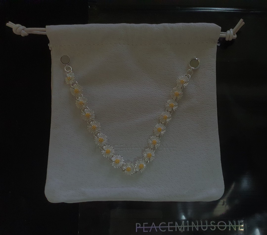 [WTS] [IN-STOCK] PEACEMINUSONE PMO DAISY BRACELET #2 YELLOW