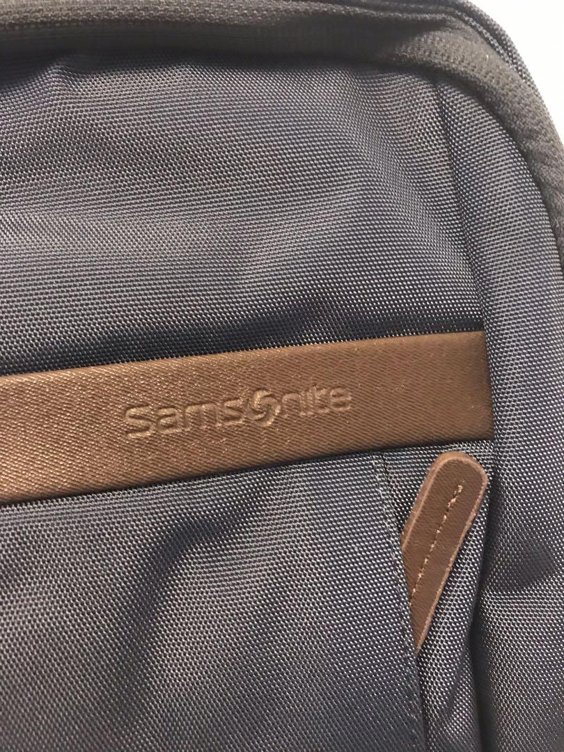 全新 Samsonite 電腦背囊 B6350s Lenovo Urban Backpack, 男裝, 袋, 背包 Carousell