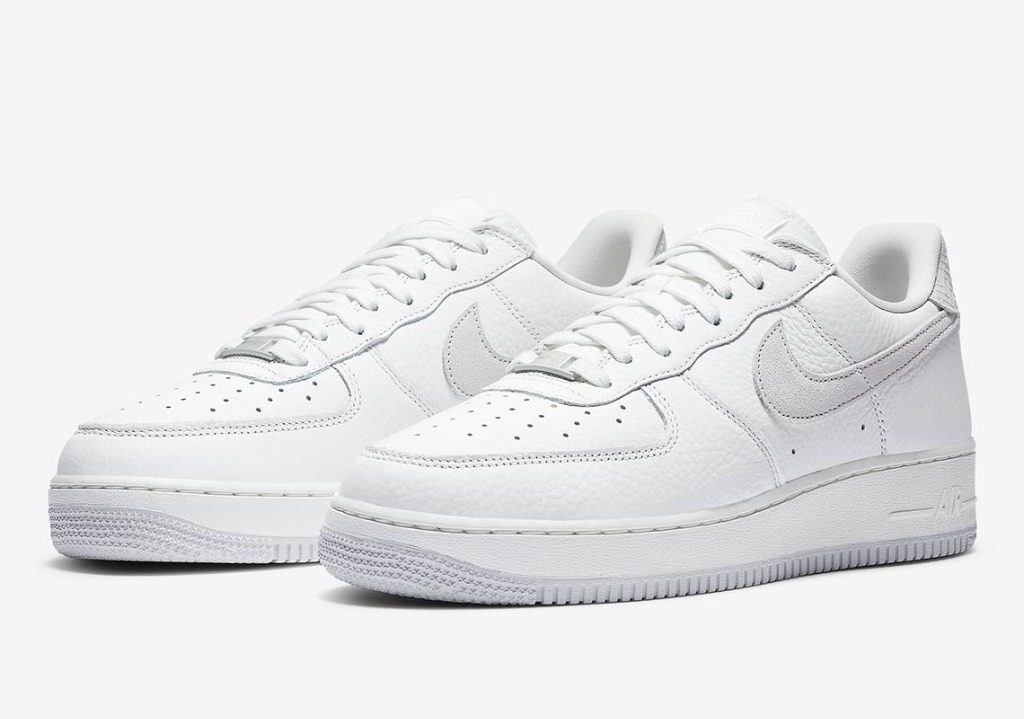 Air Force 1 Craft Photon Dust/Neutral Gray, Men's Fashion, Footwear,  Sneakers on Carousell
