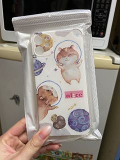 （分類：）位於 。 由 sio2.collections 提交（商品編號 1047109692，圖片 1）。簡介： 。