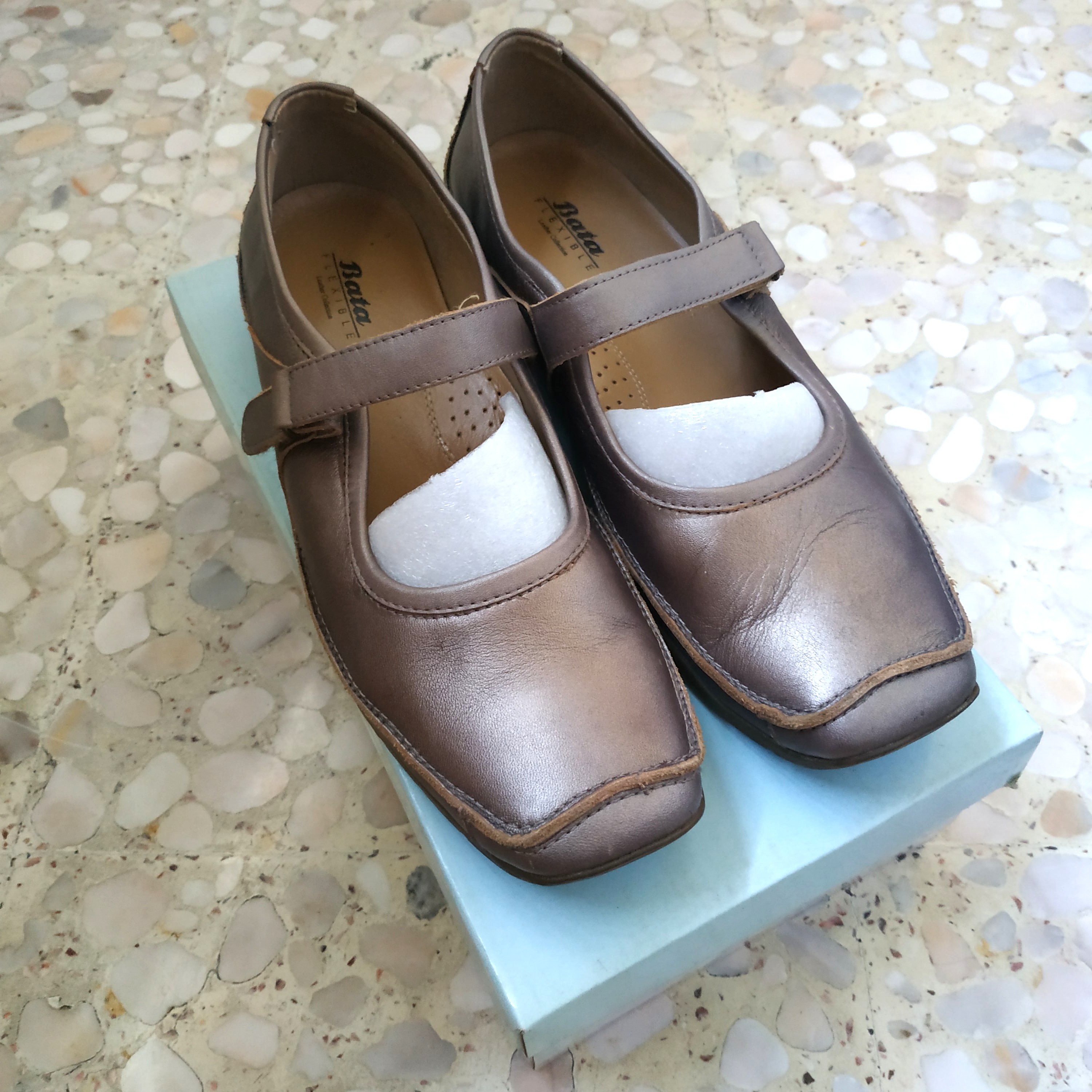 Bata Flexible Leather Collection Brown Tan Mary Jane Square Toe Shoes Flats
