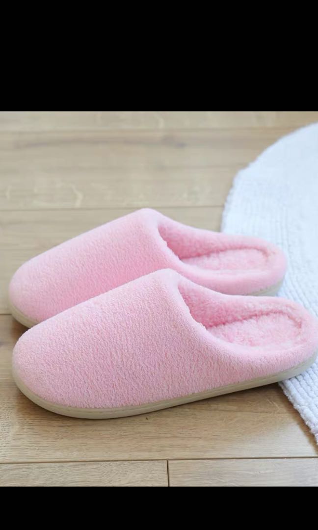 Bedroom slipper, Women's Fashion, Footwear, Flipflops and Slides on