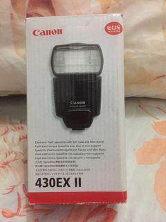 Canon speedlite