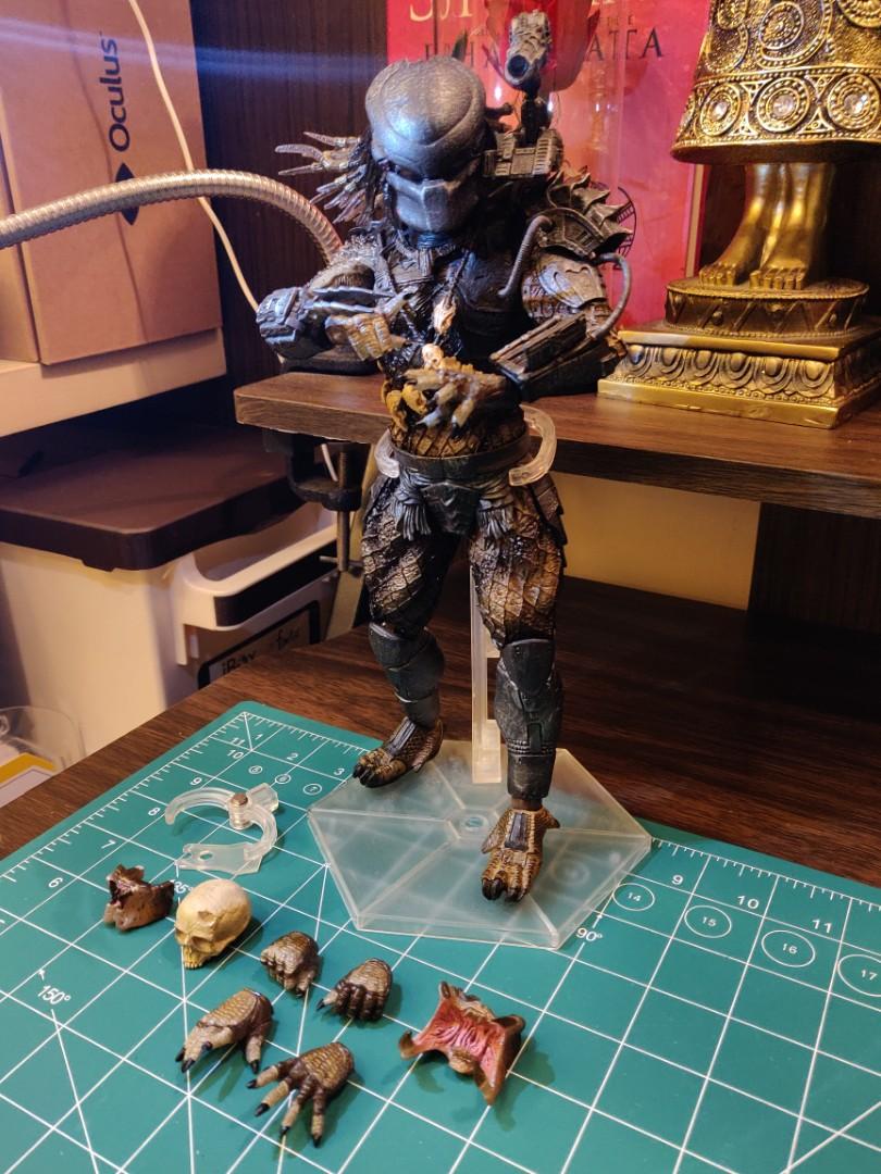 Play arts 2025 kai predator bootleg