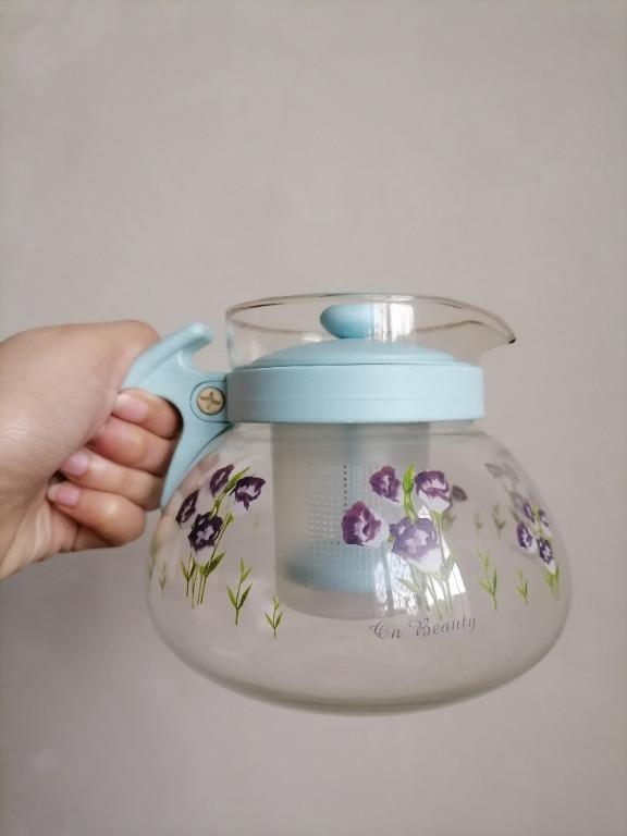 Clear Lavender Pastel Tea Pot (Category: Other Kitchen Appliances) located in San Mateo. Submitted by Babyfume (Listing ID 1047012773, Image 2). Description: BOUGHT IN THE MIDDLE EAST clear transparent glass tea pot comes with a pastel blue tea pot cover than can be used to squeeze and strain tea leaves also comes with a removable strainer matching sturdy pastel blue handle message for more details and pictures.