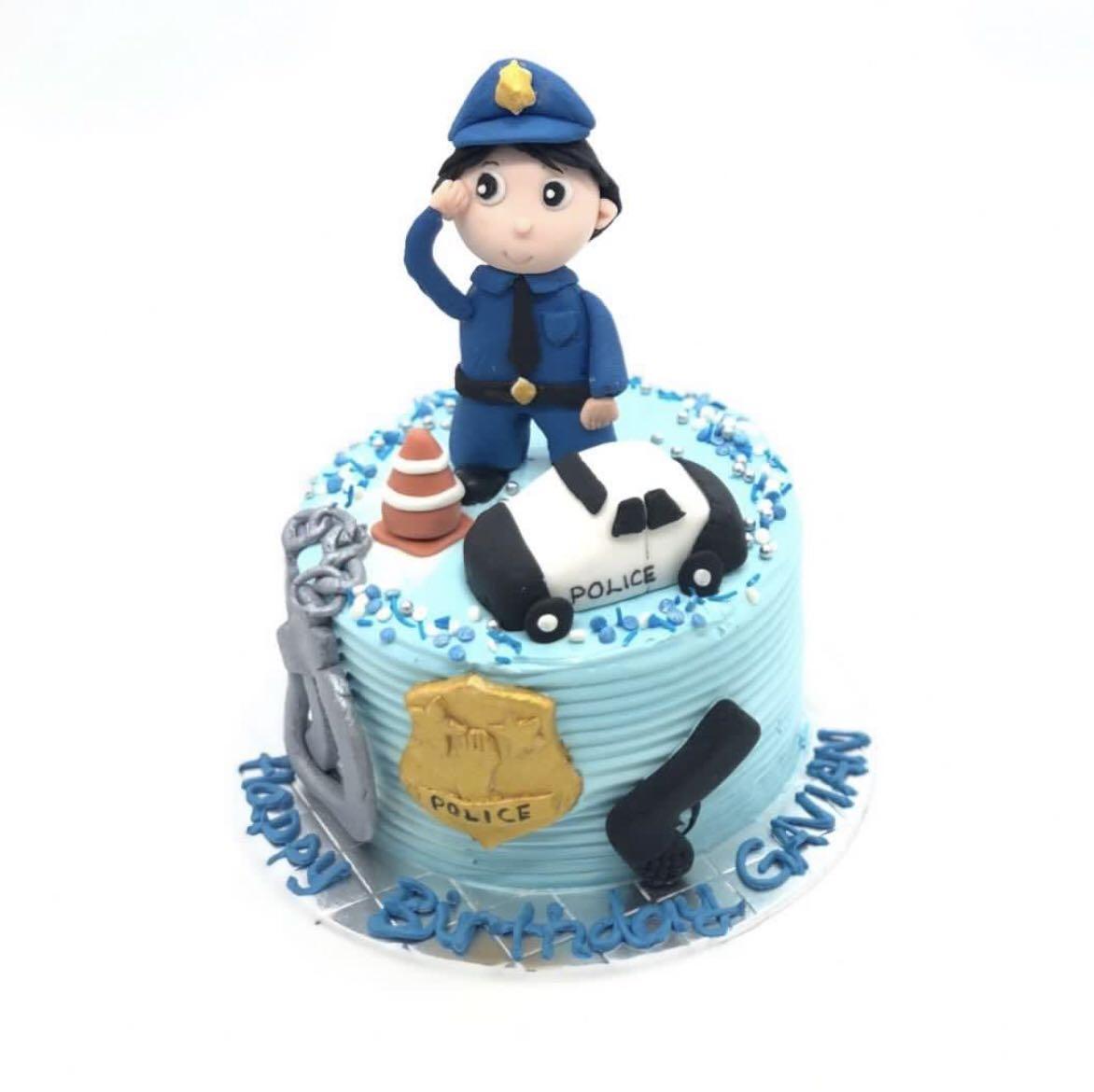 Customised birthday cakes (halal), Food & Drinks, Homemade Bakes on