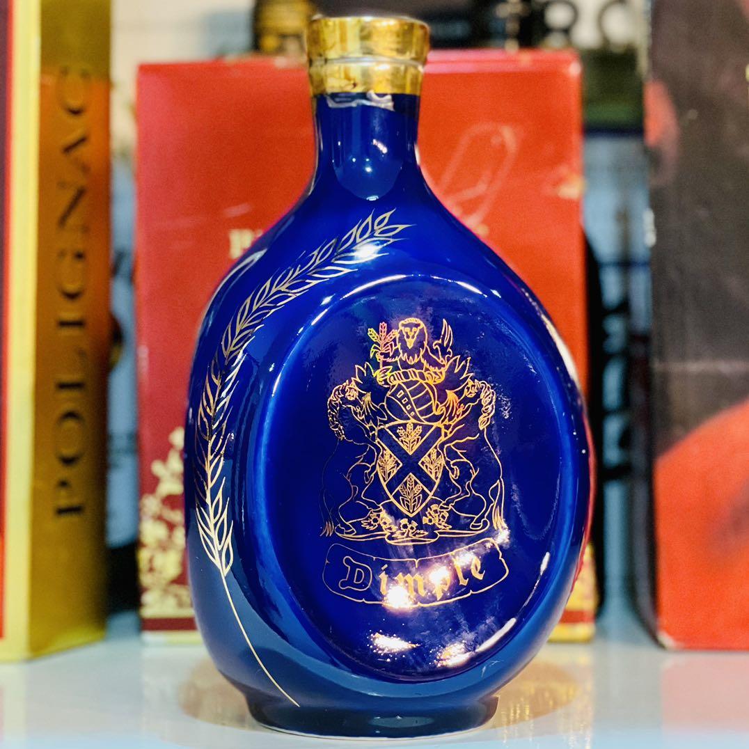 Dimple Whisky Ceramic blue porcelain edition 750mls, Food & Drinks