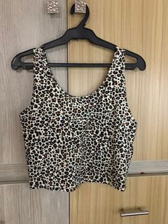 (Category: ) located in . Submitted by preloved.clothes_ (Listing ID 1047083176, Image 1). Description: .