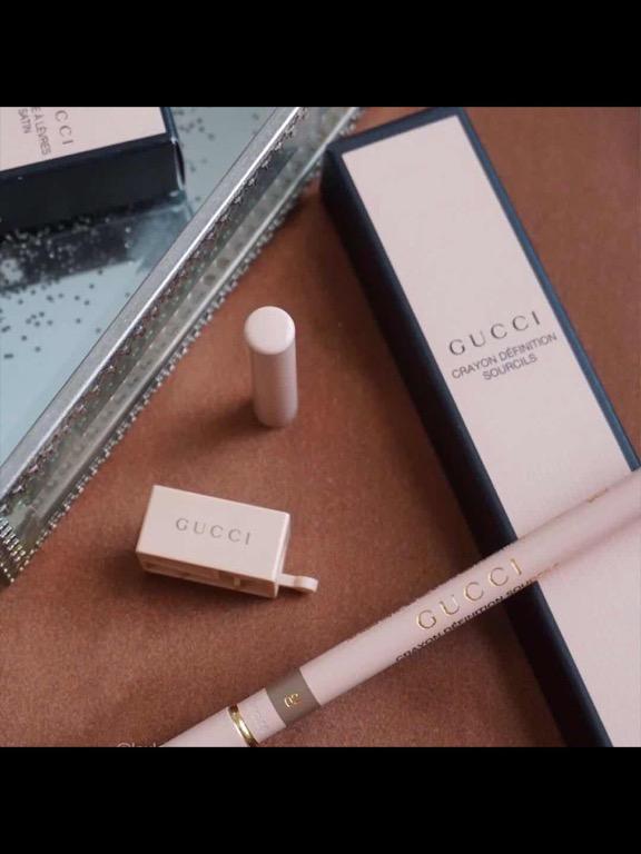 Gucci Crayon Définition Sourcils  Powder Eyebrow Pencil, Health & Beauty,  Makeup on Carousell