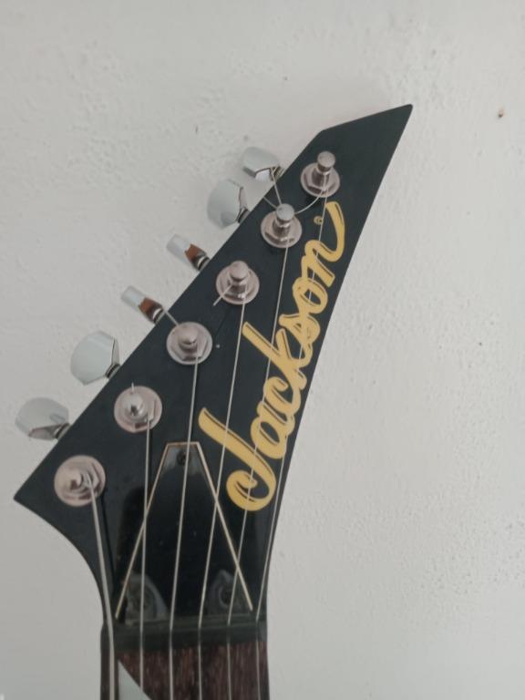 Jackson Flying V made in Japan, Hobbies & Toys, Music & Media, Musical ...