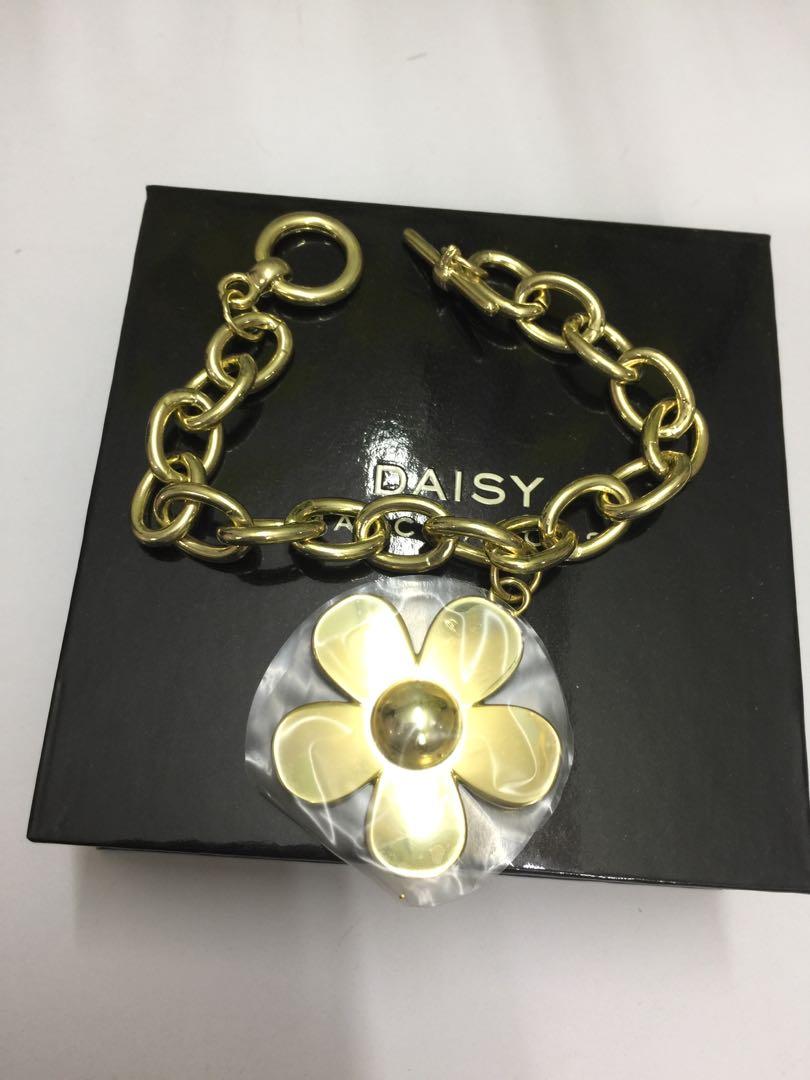 Marc Jacobs Daisy