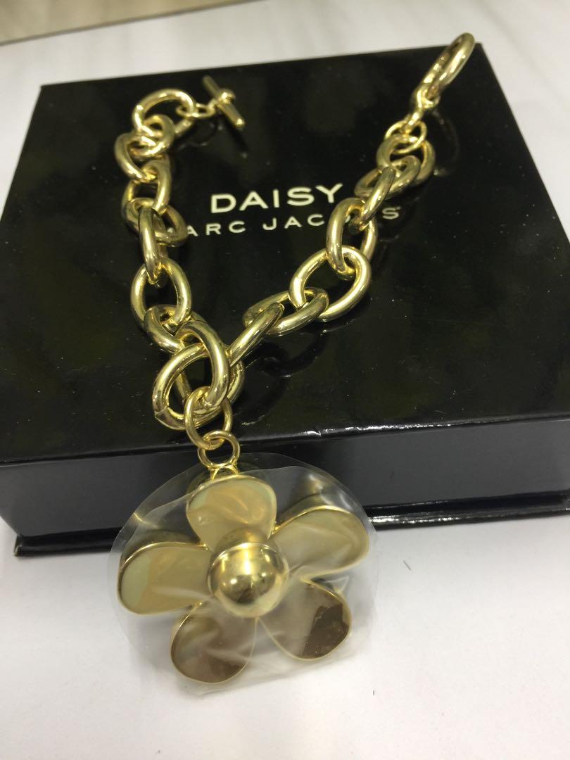 Marc Jacobs Daisy