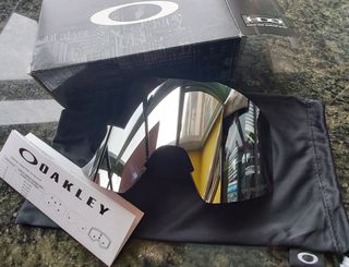 （分類：）位於 。 由 snowboardfans 提交（商品編號 1046945925，圖片 1）。簡介： 。
