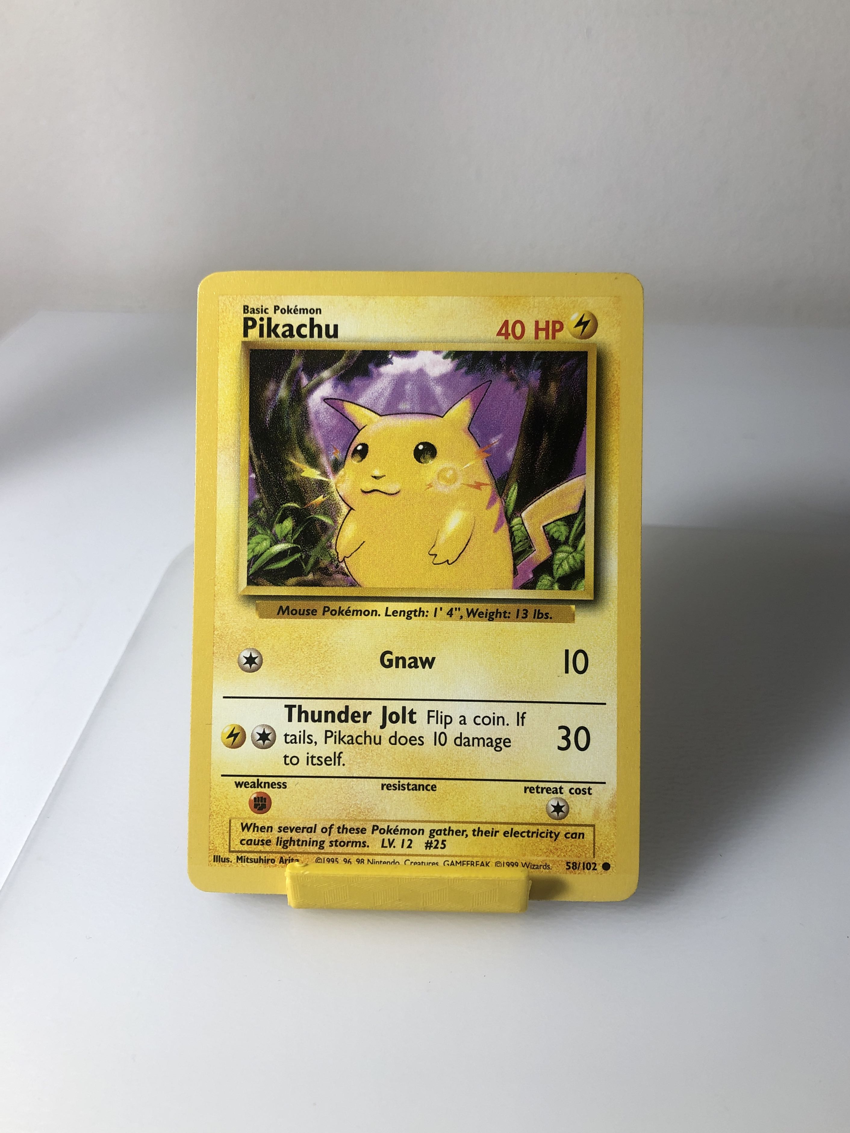Pikachu Base Set 58/102 Common Pokemon Card LP/ Near Mint 