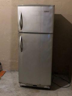 SANYO refrigerator