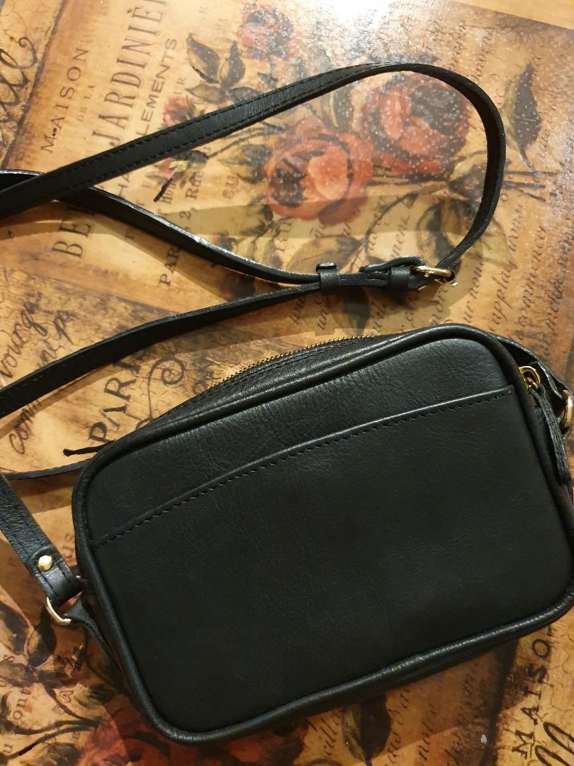 Earth Made Small Leather Cross Body Sling Bag Women S Fashion Bags Wallets Cross Body Bags On Carousell