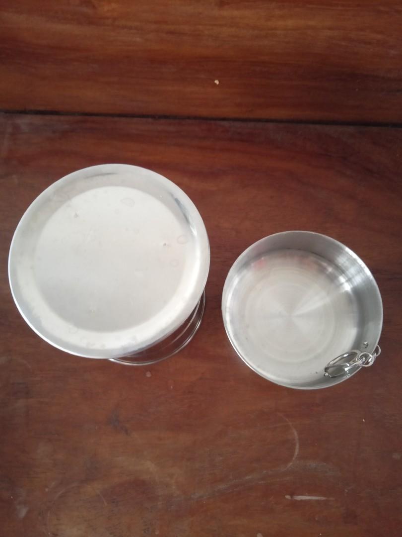 stainless steel collapsible cup (Category: Food Organization & Storage) located in Makati City. Submitted by dame28 (Listing ID 1046956319, Image 3). Description: stored item.never used.weight: heavy.with box.pay thry gcash.tnx.