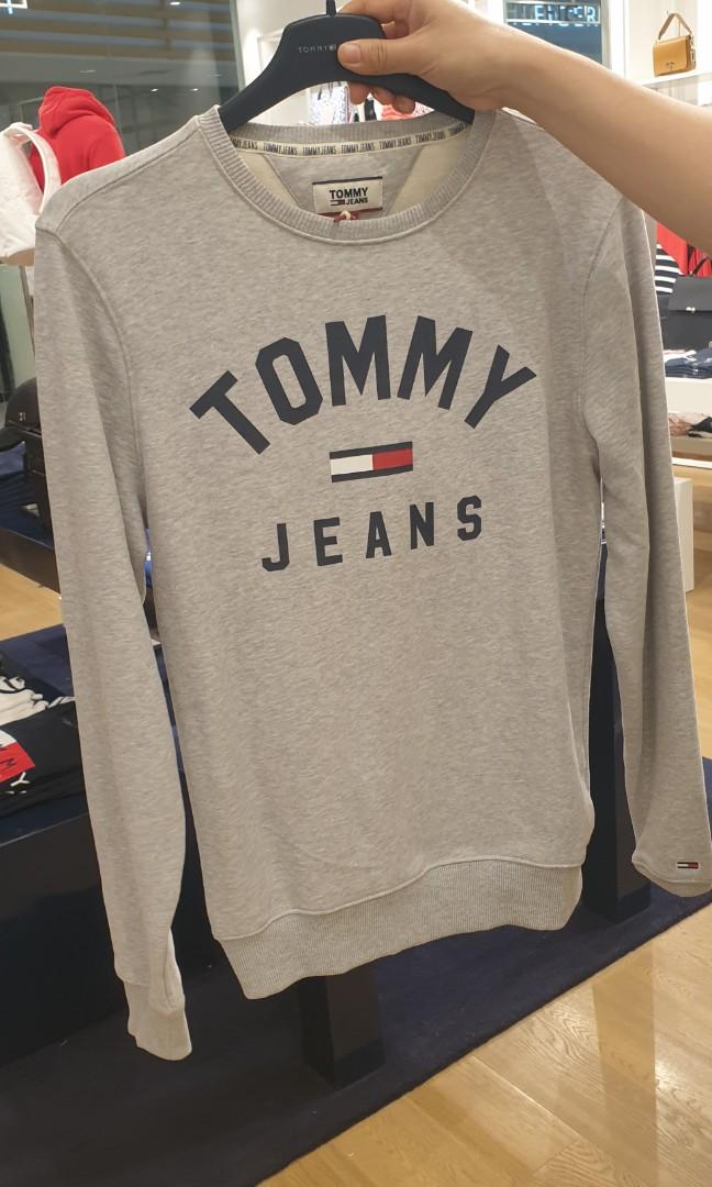 tommy hilfiger crew sweater