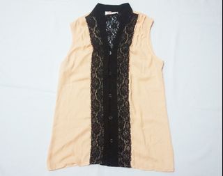 (Category: ) located in . Submitted by picky_closet (Listing ID 1046977010, Image 1). Description: .