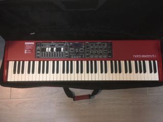 （分類：）位於 。 由 cesthazelm 提交（商品編號 1047186324，圖片 1）。簡介： 。