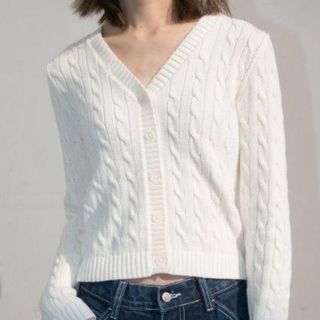 (Category: ) located in . Submitted by cremecherie (Listing ID 1047197273, Image 1). Description: .