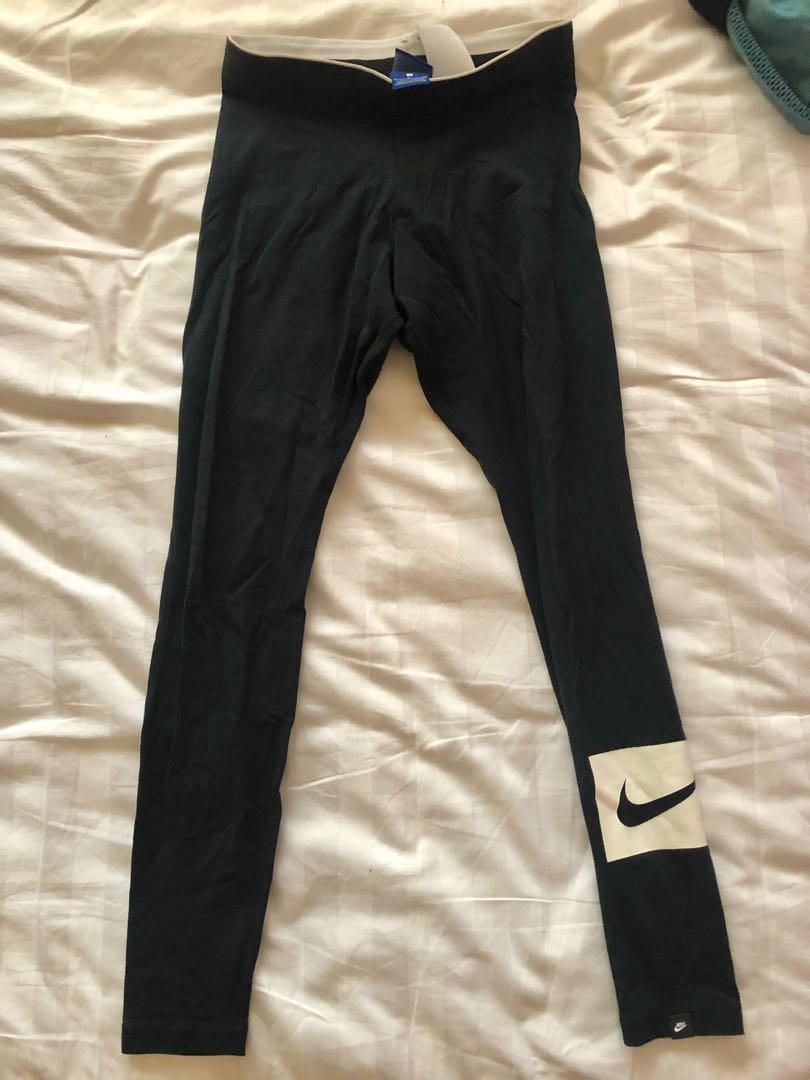 nike leggings small