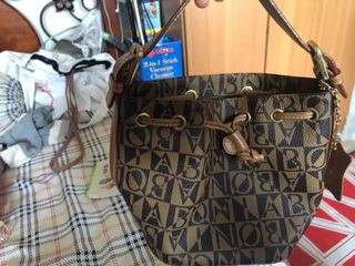 (Category: ) located in . Submitted by lisabeby (Listing ID 1047147785, Image 1). Description: .
