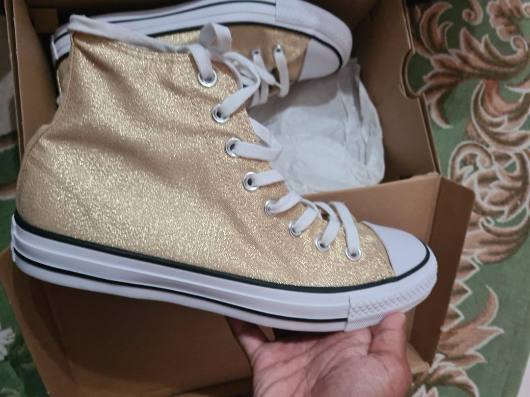 Gold glitter high top converse hot sale