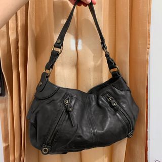 (Kategori: ) berada di . Dikirim oleh daiora (ID iklan 1047182525, Gambar 1). Deskripsi: .