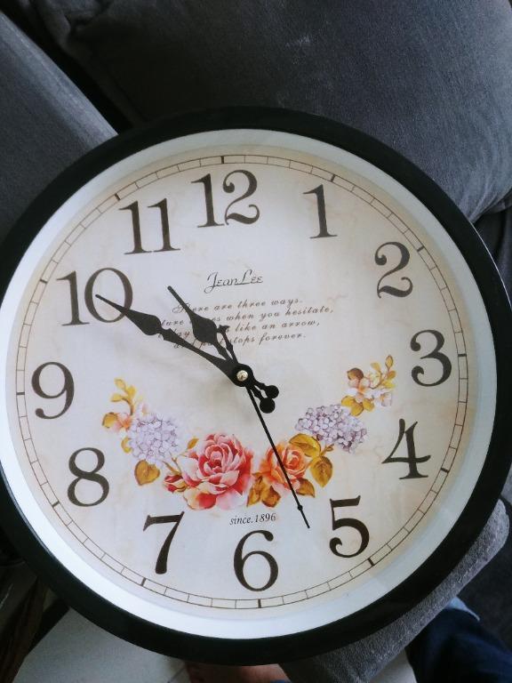 Jam Dinding English Style Home Furniture Home Decor On Carousell