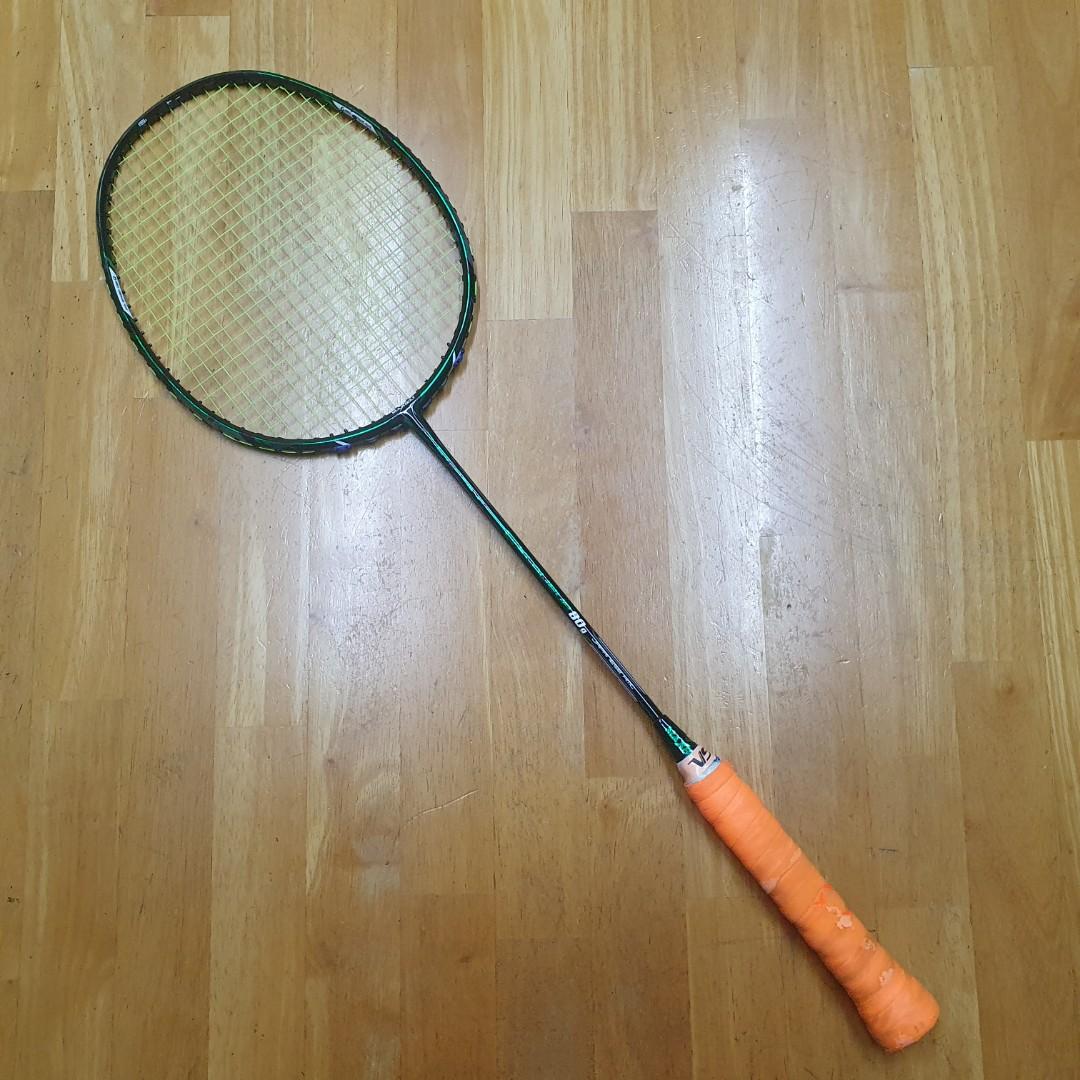 medium flex badminton racket