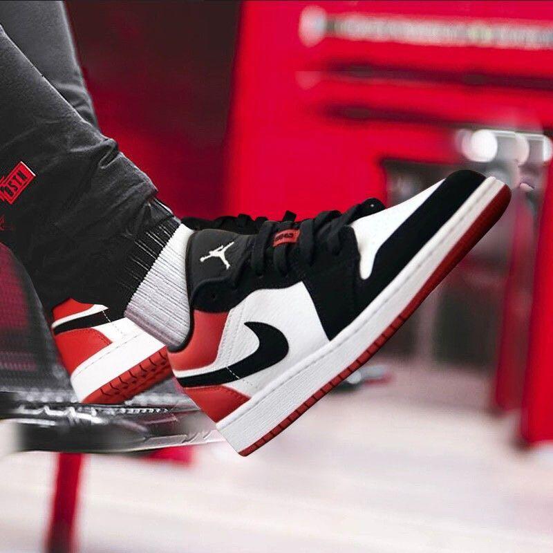 Nike Air Jordan 1 Low Black Toe Men S Fashion Footwear Sneakers On Carousell