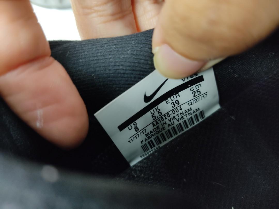 Original Nike React (Category: Racket & Ball Sports) located in Petaling Jaya. Submitted by wheiwhey_0906 (Listing ID 1047227619, Image 2). Description: Still new, as pics !!! Size US 8 Free shipping free shipping free shipping.