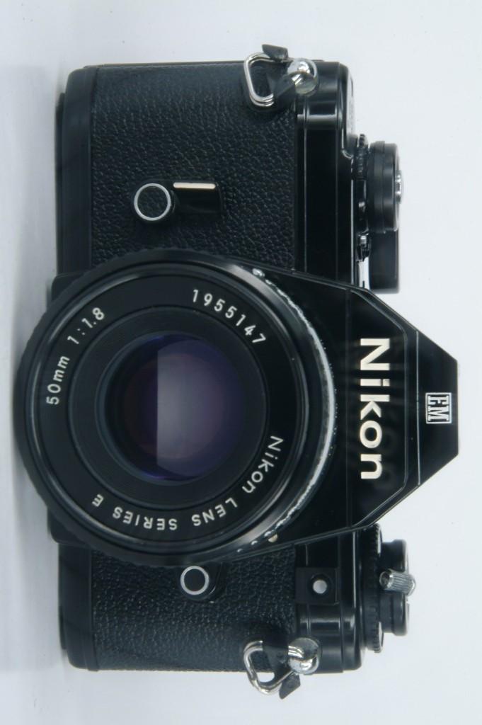 NIKON EM FILM CAMERA with NIKON SERIES E 50mm F/1.8 Ais PANCAKE LENS