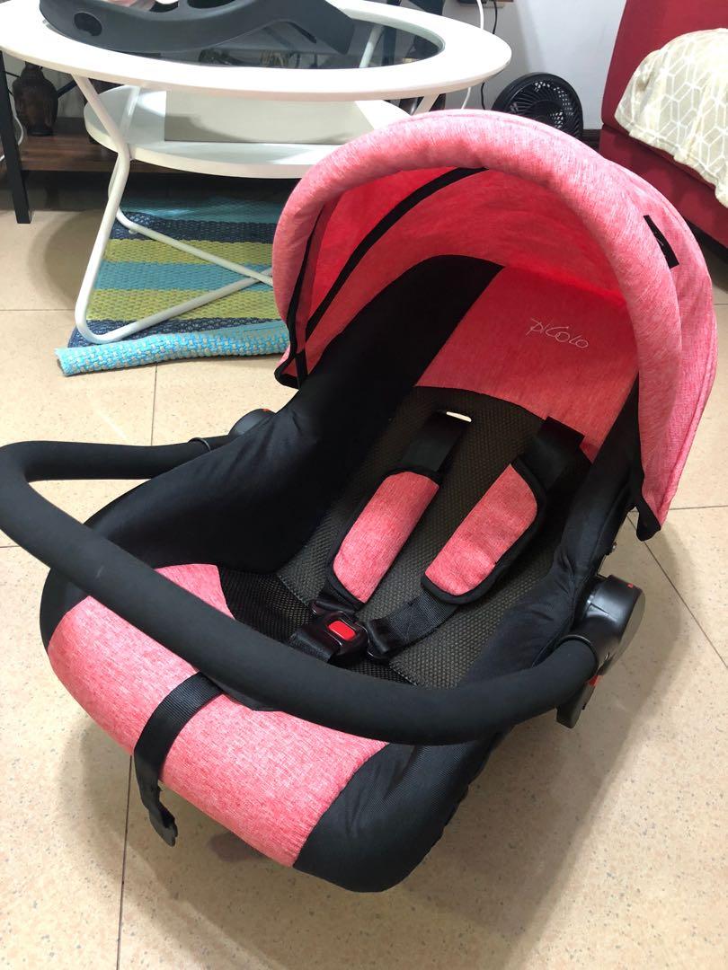 Piccolo stroller top with car seat