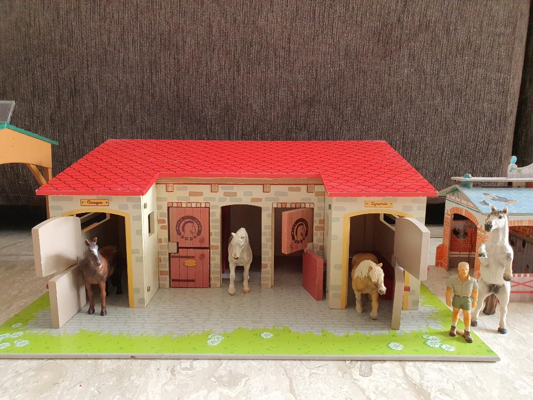 Papo horse hot sale stable