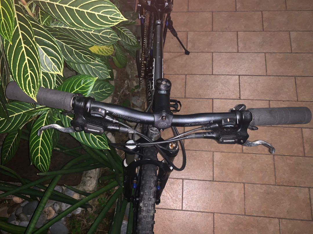 TREK 6500 SLR Sports Equipment Bicycles Parts Bicycles on
