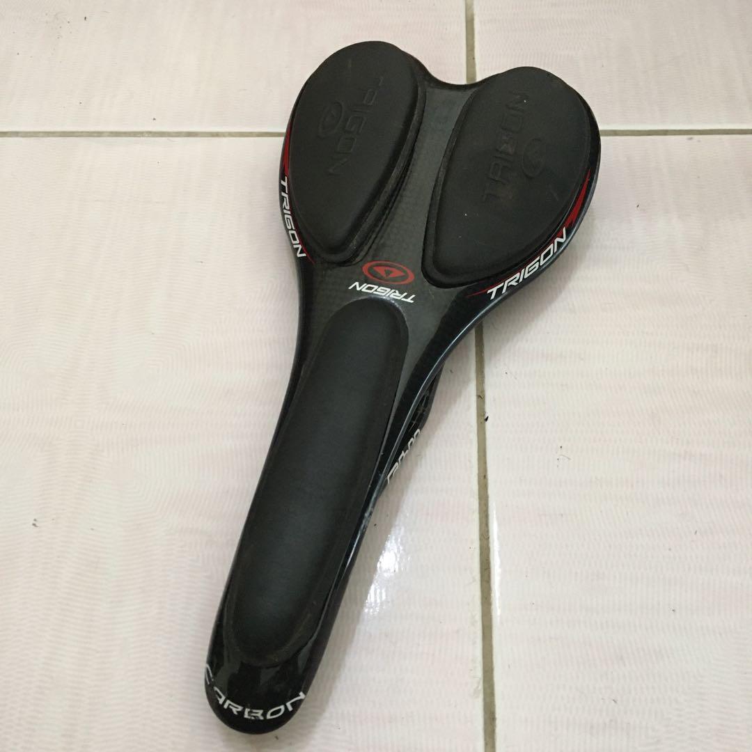 Trigon v2 fullcarbon saddle