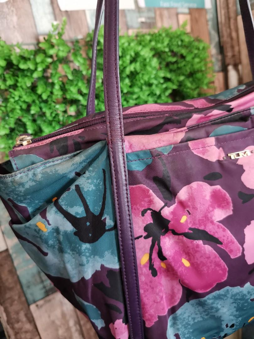Tumi floral tote store
