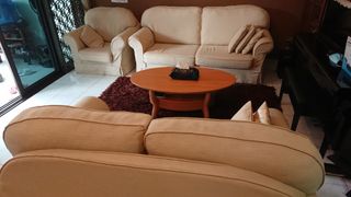 (Category: ) located in . Submitted by mono07 (Listing ID 1047397934, Image 1). Description: .