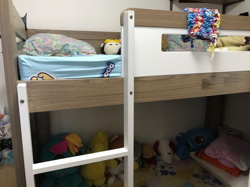 急放 實惠超新雙層床 Pricerite Bunk Bed, 傢俬＆家居, 傢俬, 床架及床褥 Carousell