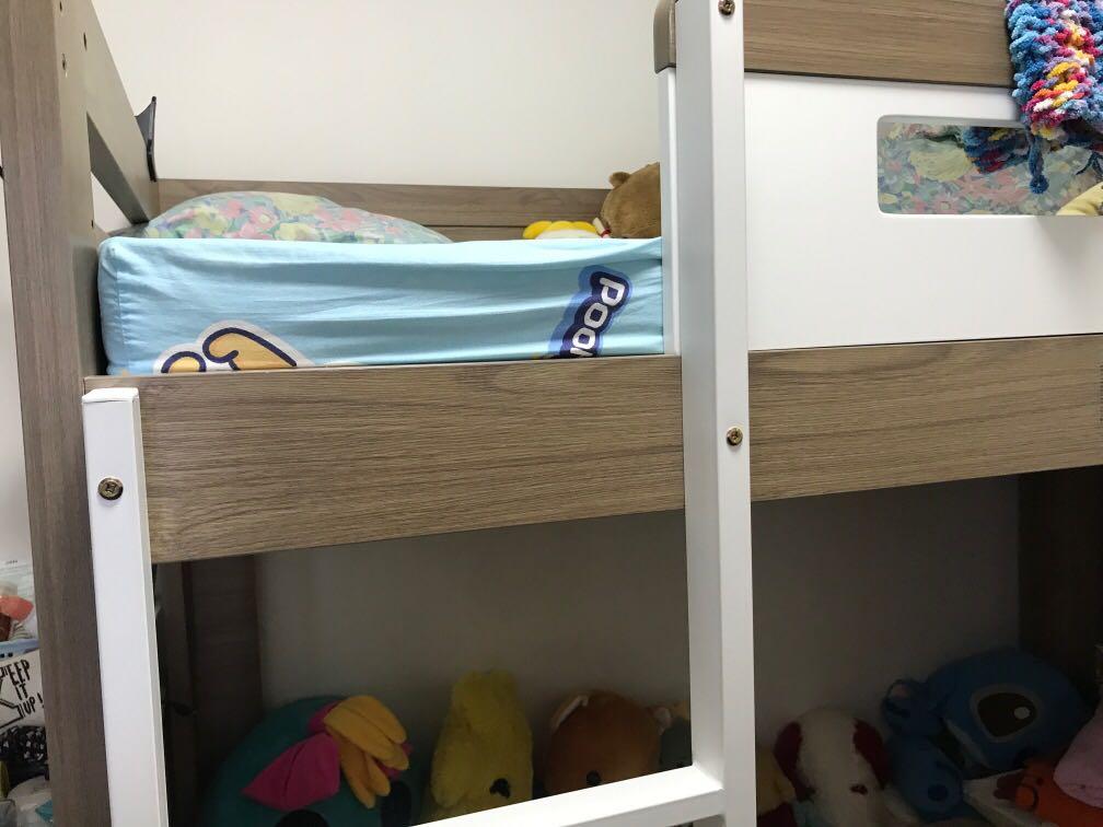 急放 實惠超新雙層床 Pricerite Bunk Bed, 傢俬＆家居, 傢俬, 床架及床褥 Carousell