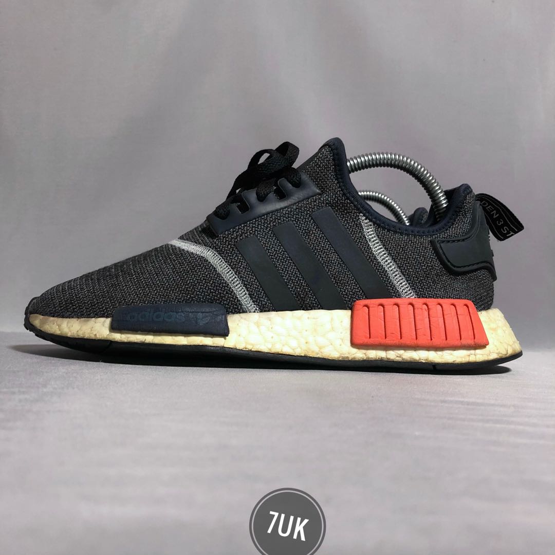 adidas nmd hitam