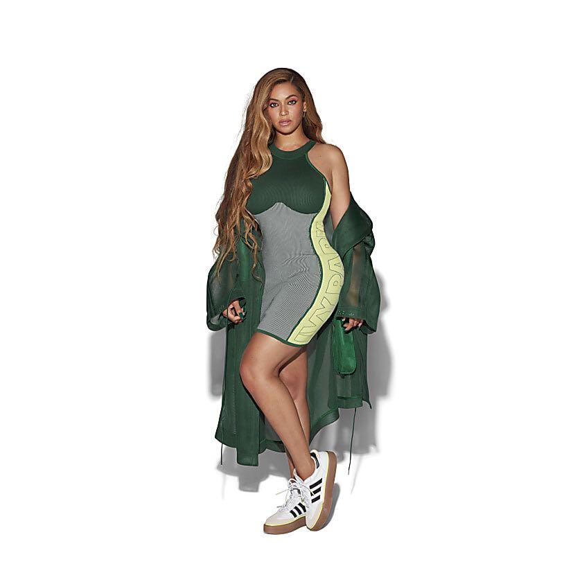 Tormento impacto Introducir adidas x ivy park kit logo dress, Women's Fashion, Dresses & Sets,  Traditional & Ethnic wear on Carousell