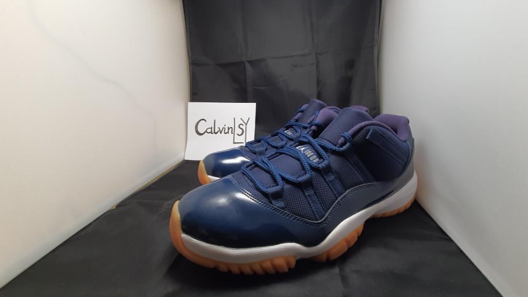 Air Jordan 11 Retro Low Navy Gum 11